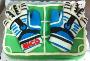 TARTA ESCULPIDA GUANTES PORTERO